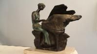 Lady sculptor