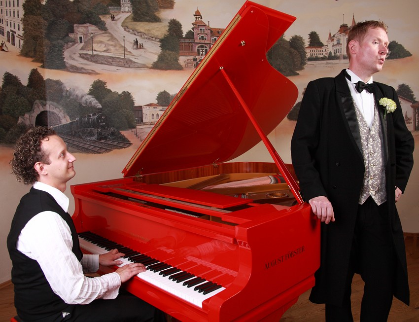 August Förster in performance