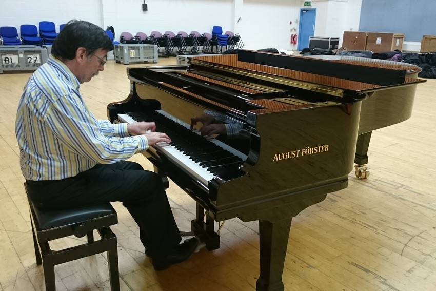 August forster piano price deals