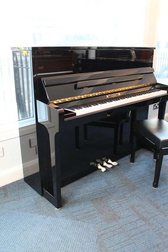 Schimmel C121T Upright Piano in Black Polyester